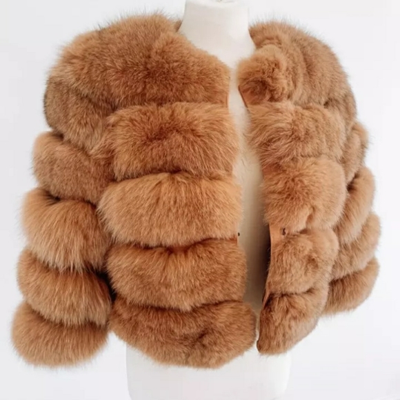 Premium Fox Fur Coat - Picture 12 of 13